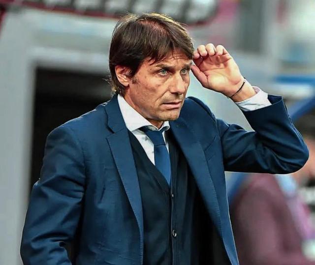 Kaiyun官方平台-包含英超倒计时，成都蓉城转会期复出首秀，细节引发关注，信心回归，临场指挥获称赞的词条